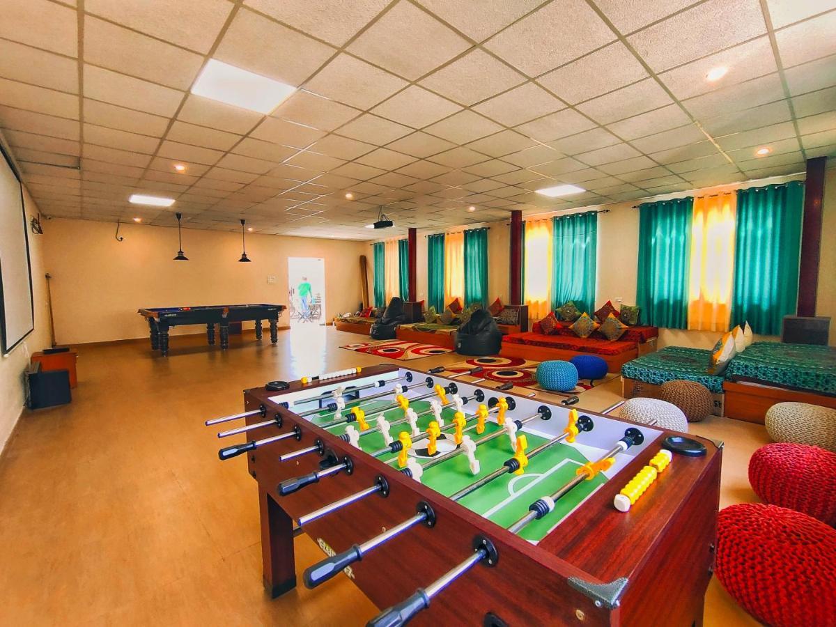 Karwaan Hostel Ришикеш Экстерьер фото