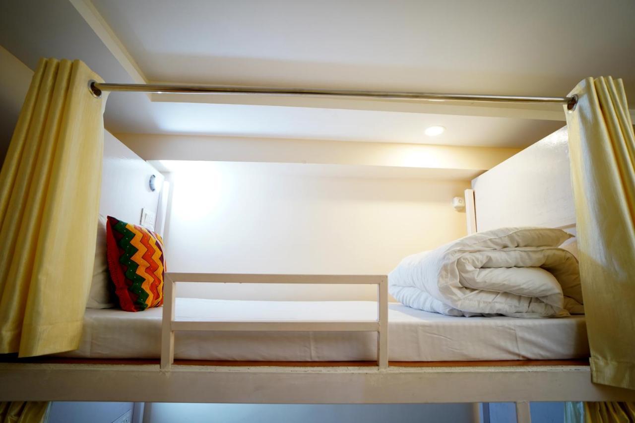 Karwaan Hostel Ришикеш Экстерьер фото