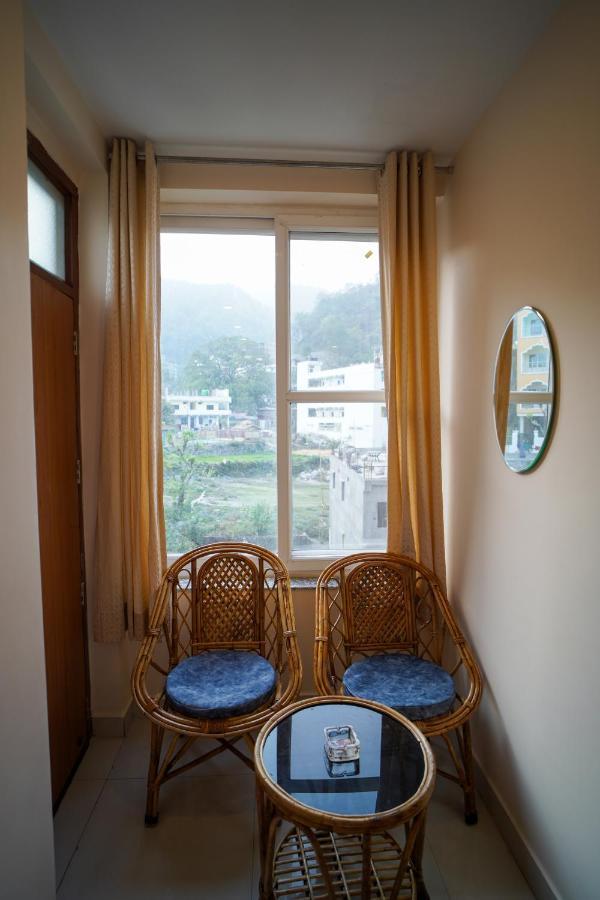 Karwaan Hostel Ришикеш Экстерьер фото