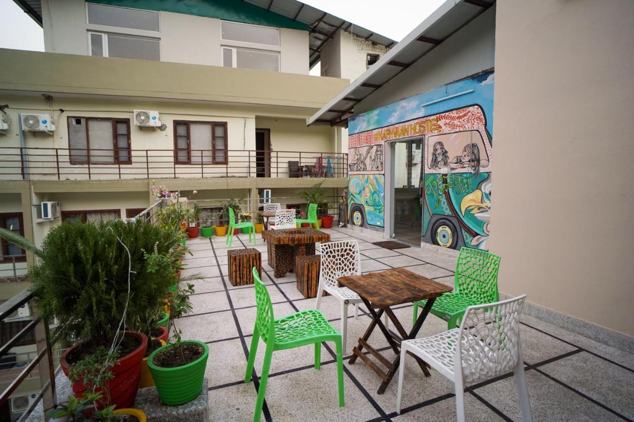 Karwaan Hostel Ришикеш Экстерьер фото